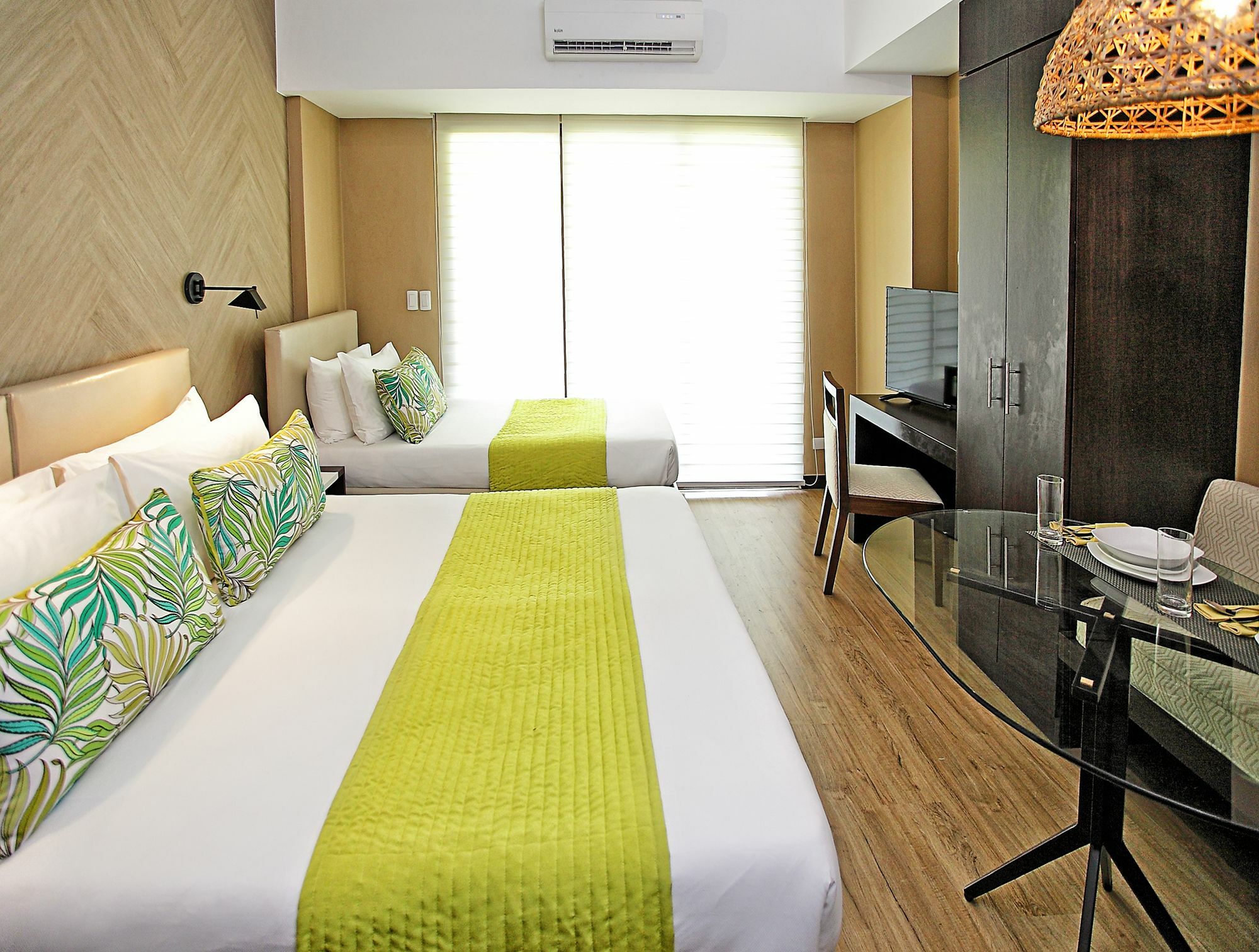 The Serviced Residences At Kasa Luntian Managed By Hii Tagaytay City Екстер'єр фото
