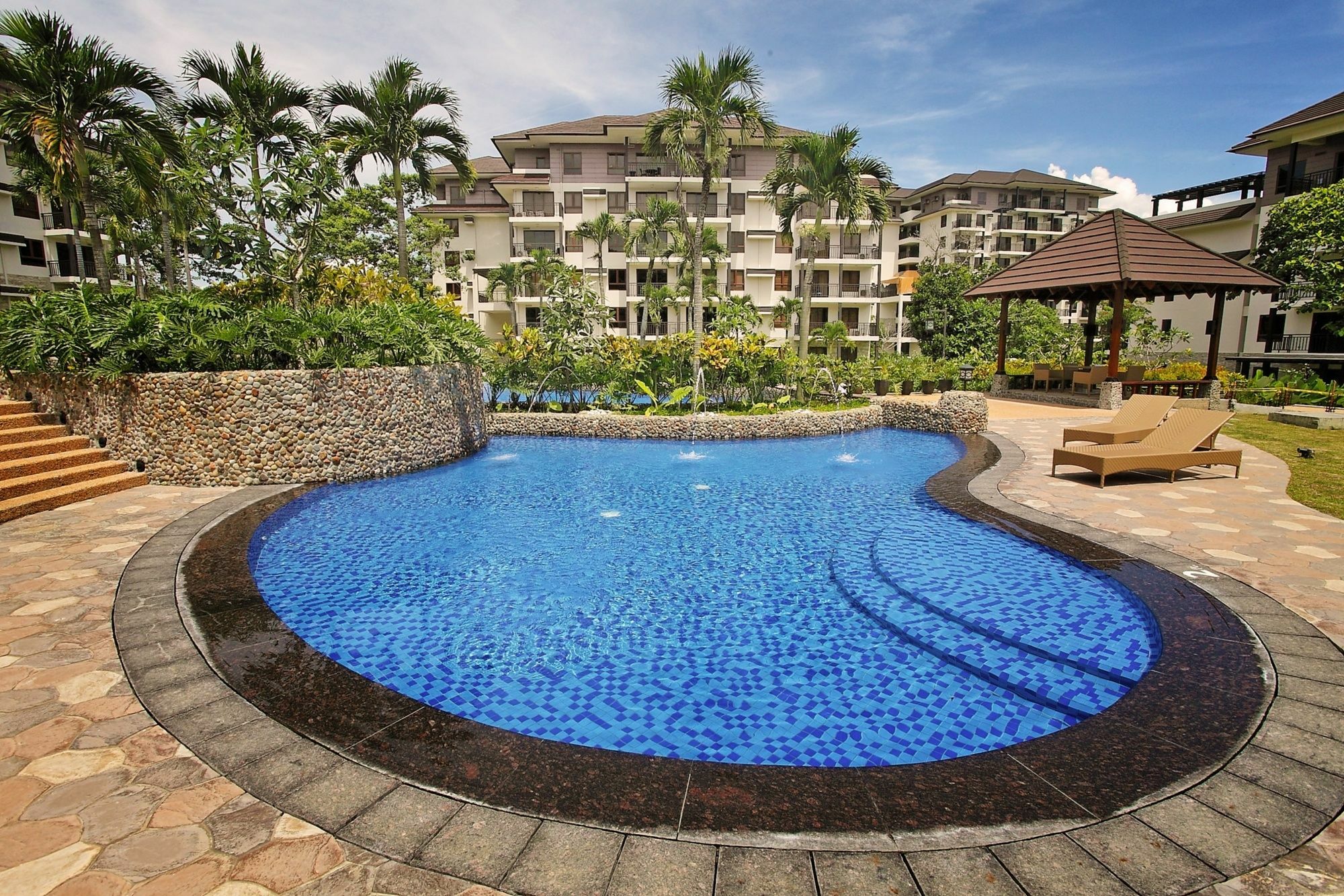 The Serviced Residences At Kasa Luntian Managed By Hii Tagaytay City Екстер'єр фото